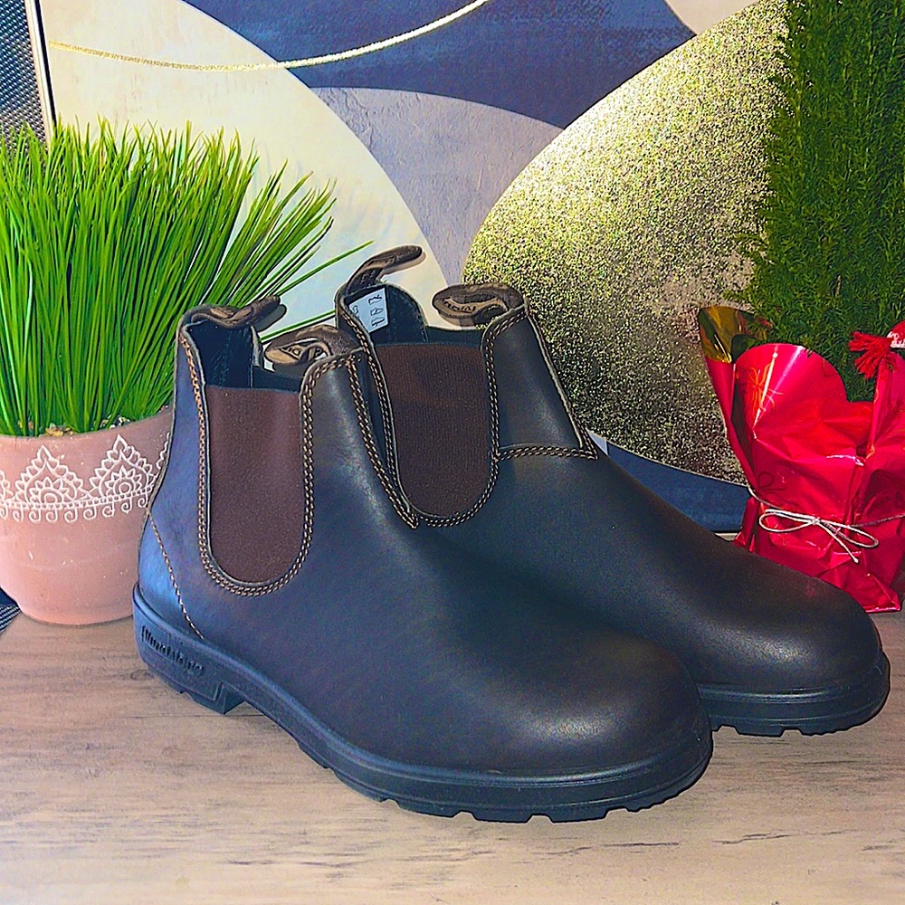 💝BLUNDSTONE #500 
MEN'S ORIGINALS
CHELSEA BOOTS - STOUT BROWN Us Size: 9,5